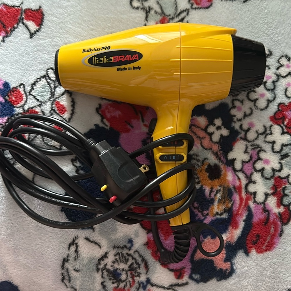 professional Italian brava BaBylissPRO hairdryer